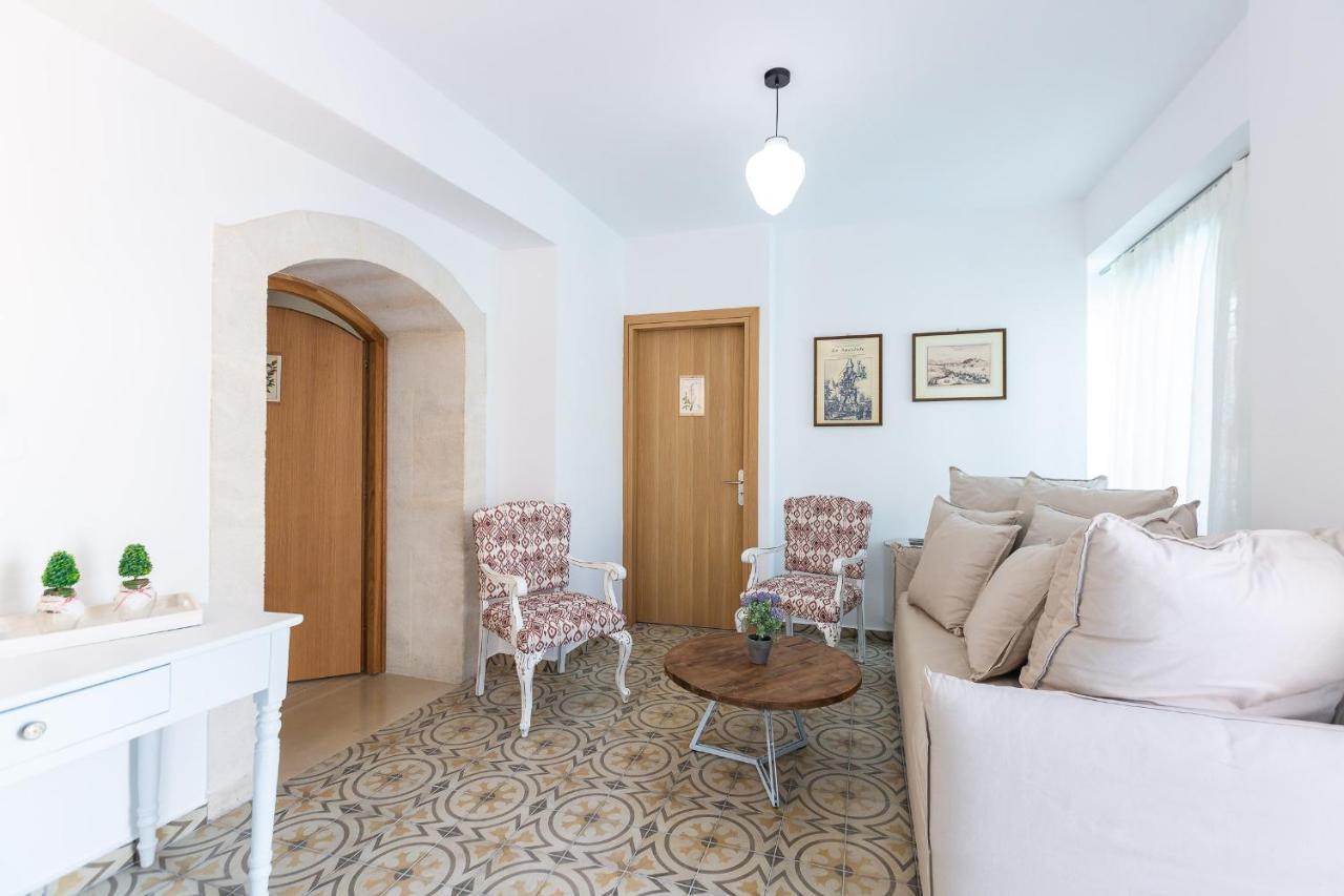 Sissi Boutique Villa Pigi  ภายนอก รูปภาพ