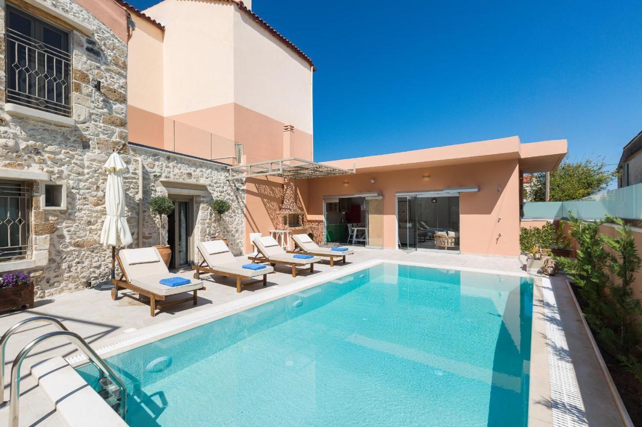 Sissi Boutique Villa Pigi  ภายนอก รูปภาพ