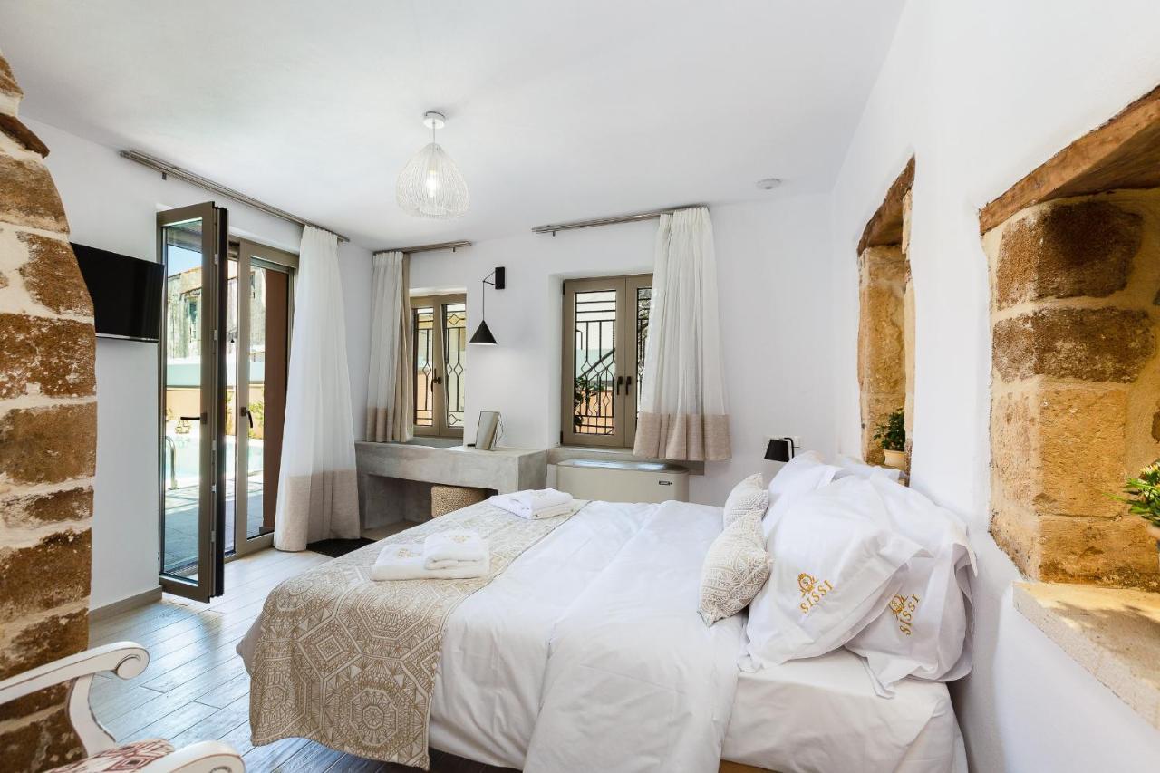 Sissi Boutique Villa Pigi  ภายนอก รูปภาพ